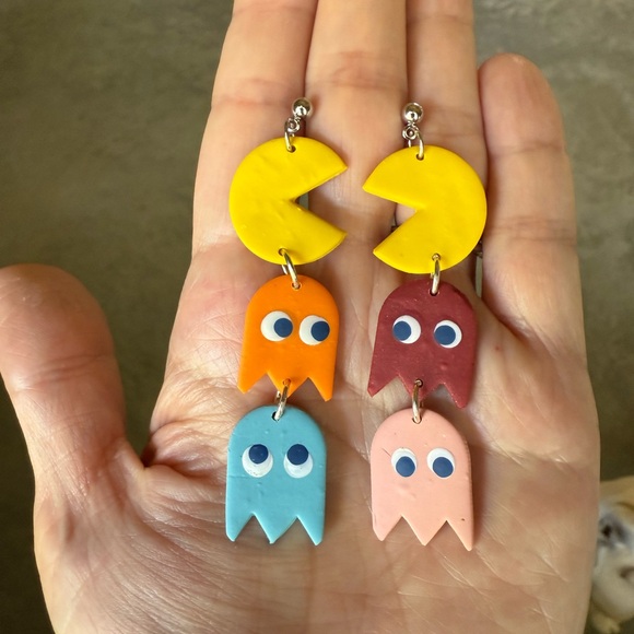 Handmade Pac-Man earrings - Picture 2 of 4